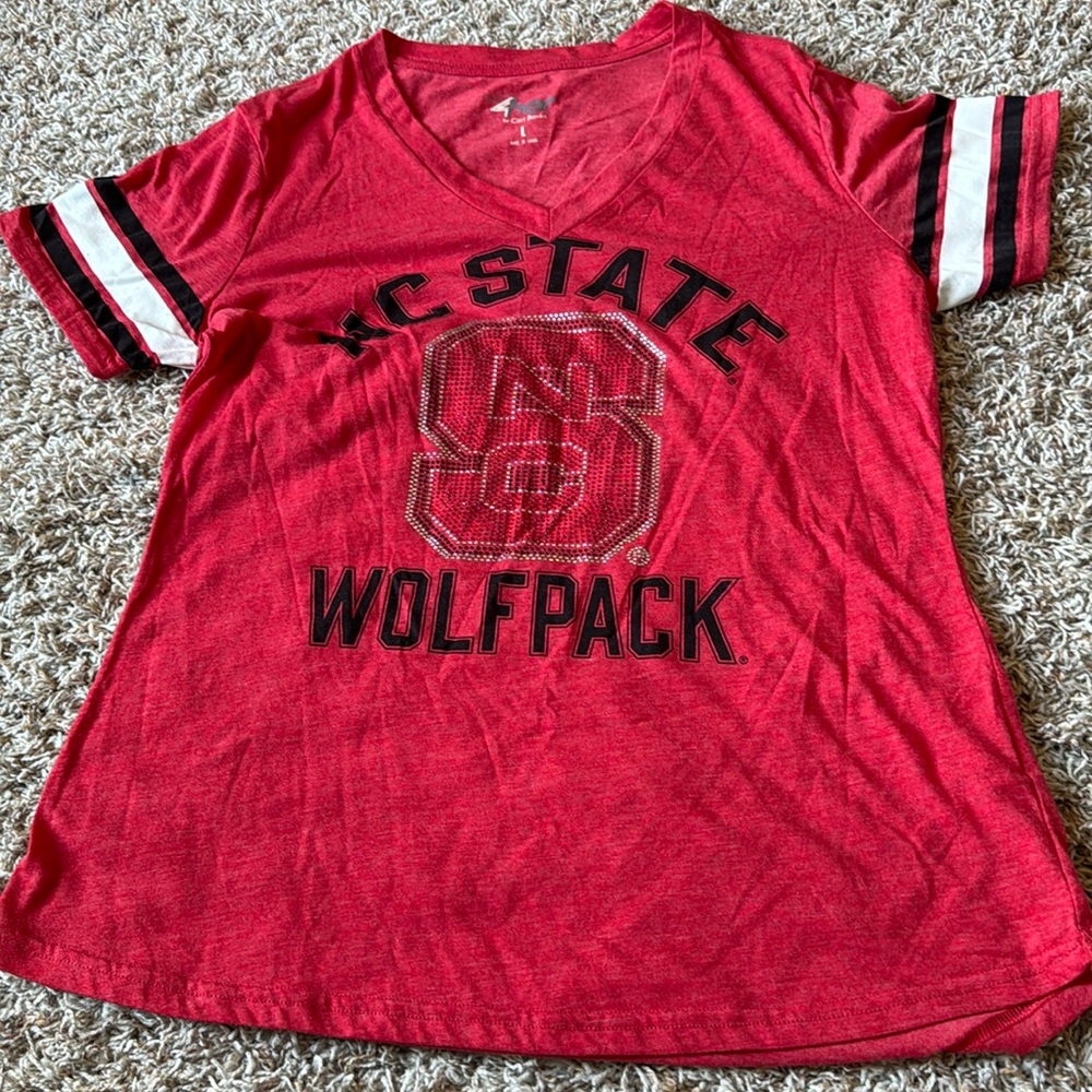 North Carolina State Wolfpack shirt sz L